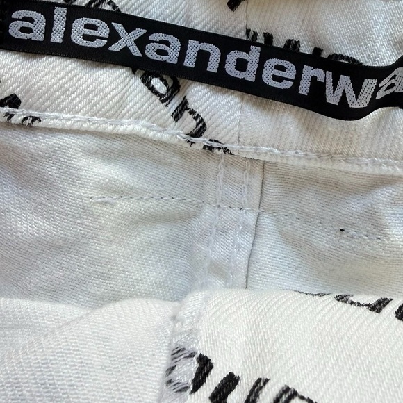 🚩steal authentic Alexander Wang White Logo Jean Shorts - Picture 4 of 5